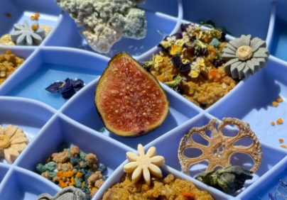 Olliebgood -wavies slow feeder bowl | cornflower